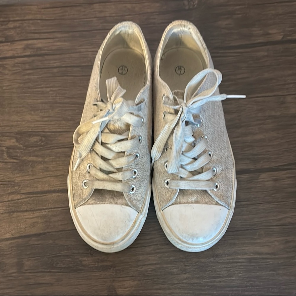 shoes size 7